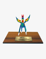 Trofeo con alebrije mediano 2021 - Ambiente Mexicano