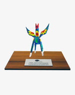 Trofeo con alebrije mediano 2021 - Ambiente Mexicano